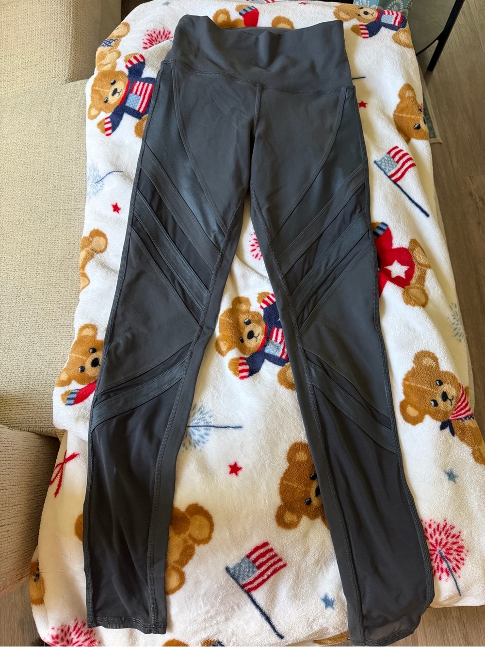 Alo Yoga Gray Mesh Leggings
